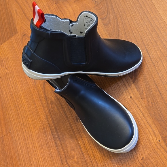 Joules Other - Boys Rain boots